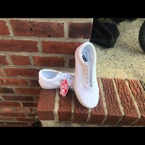 Brand new white on white  “OFF THE WALL”sneakers